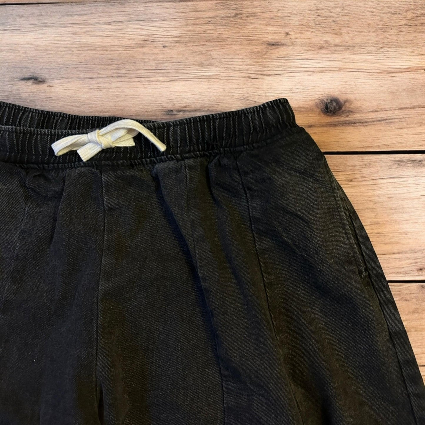 Incredible super baggy wide leg balloon fit jeans in washed black.