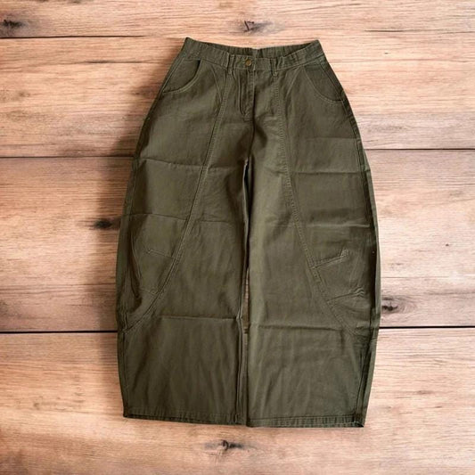 Vintage Military style baggy wide leg cargo trousers in khaki green.