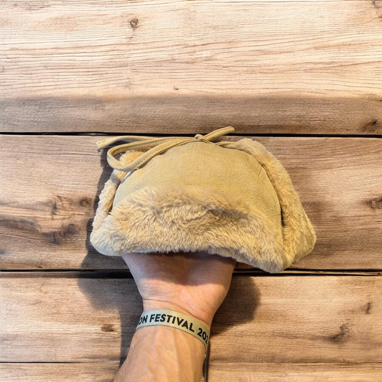 Russian ushanka trapper ear flap winter hat in cream/beige colour way. 55-59cm
