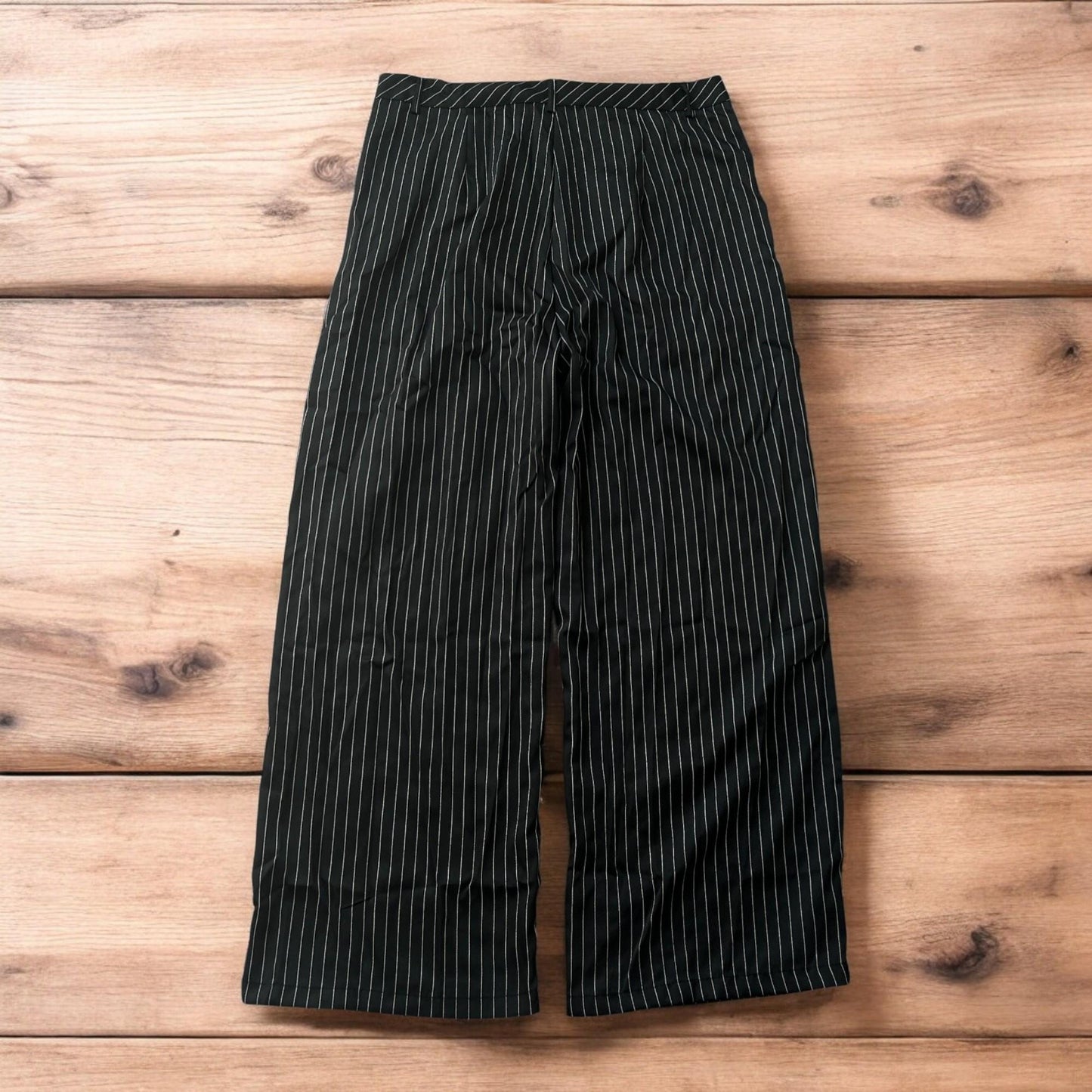 Vintage style baggy wide leg striped lightweight trousers in black/white.