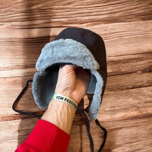 Russian ushanka trapper ear flap winter hat in grey colour way. 55-59cm