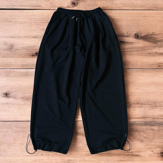 Insane Korean super baggy wide leg joggers in black.