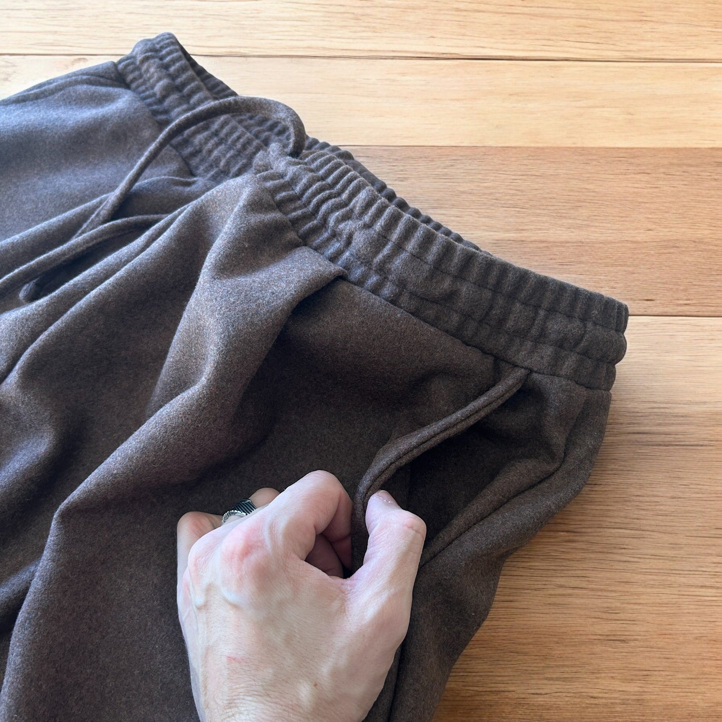 Vintage style baggy wide leg tailored wool trousers in brown.