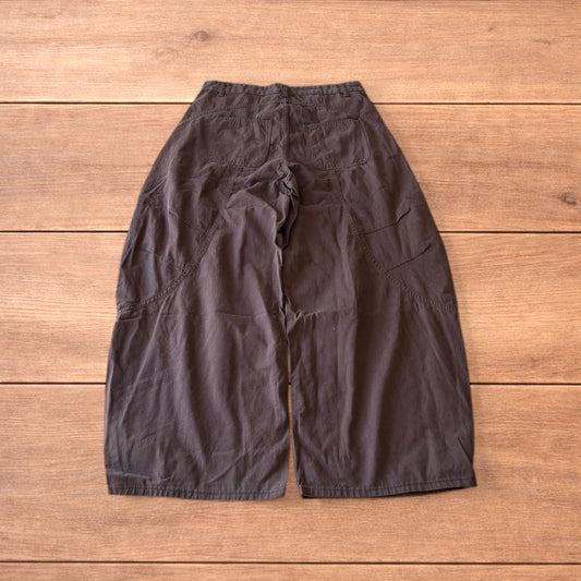 Vintage Military style baggy wide leg cargo trousers in brown.