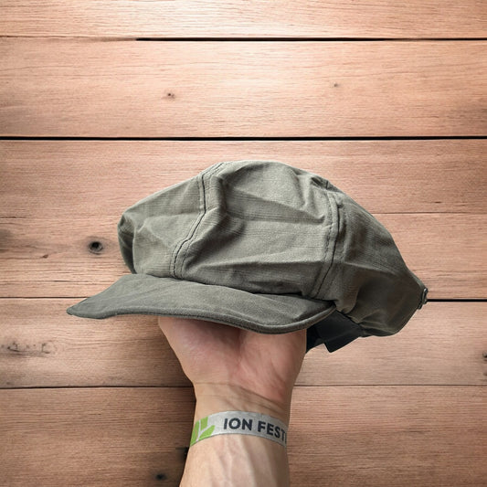 Vintage style newsboy painter flat cap beret in khaki green.