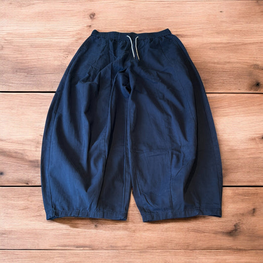Incredible super baggy wide leg parachute trousers in dark navy blue.