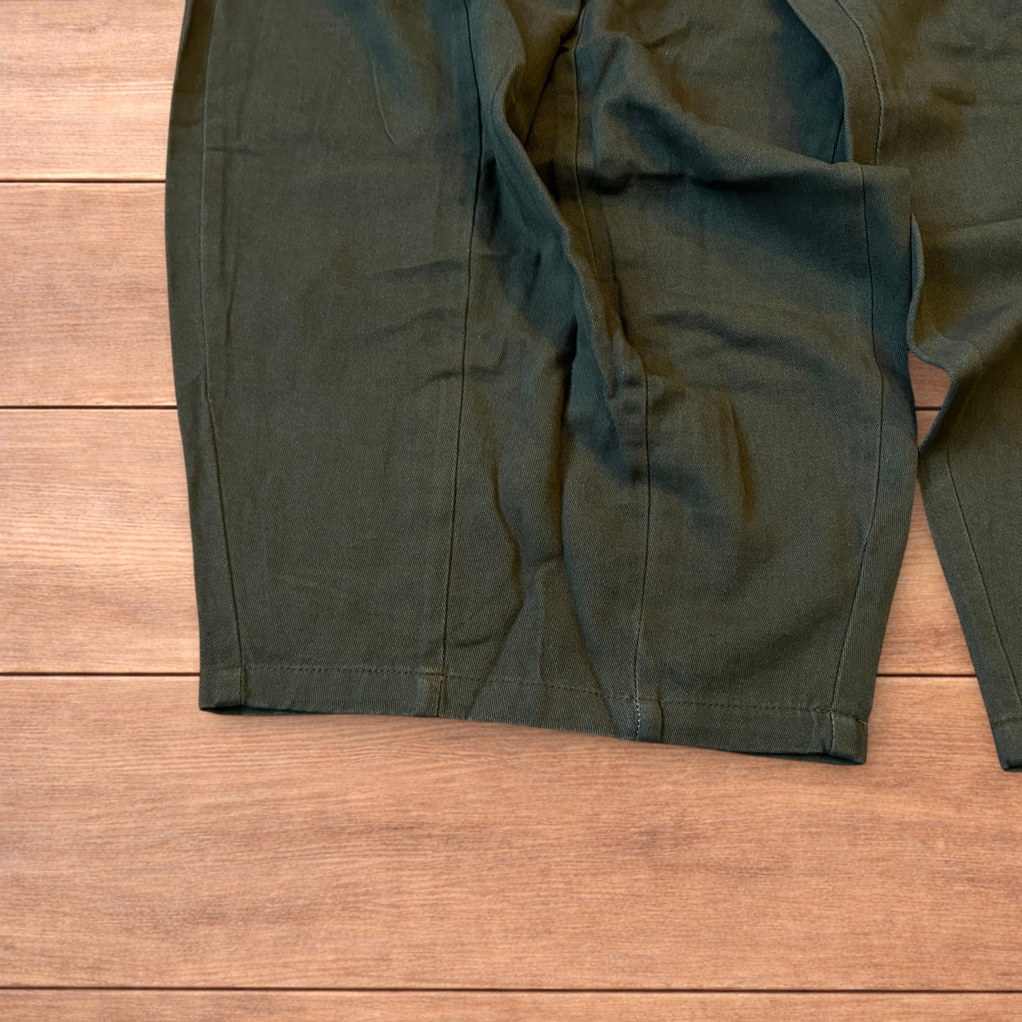 Incredible super baggy wide leg parachute trousers in khaki green.