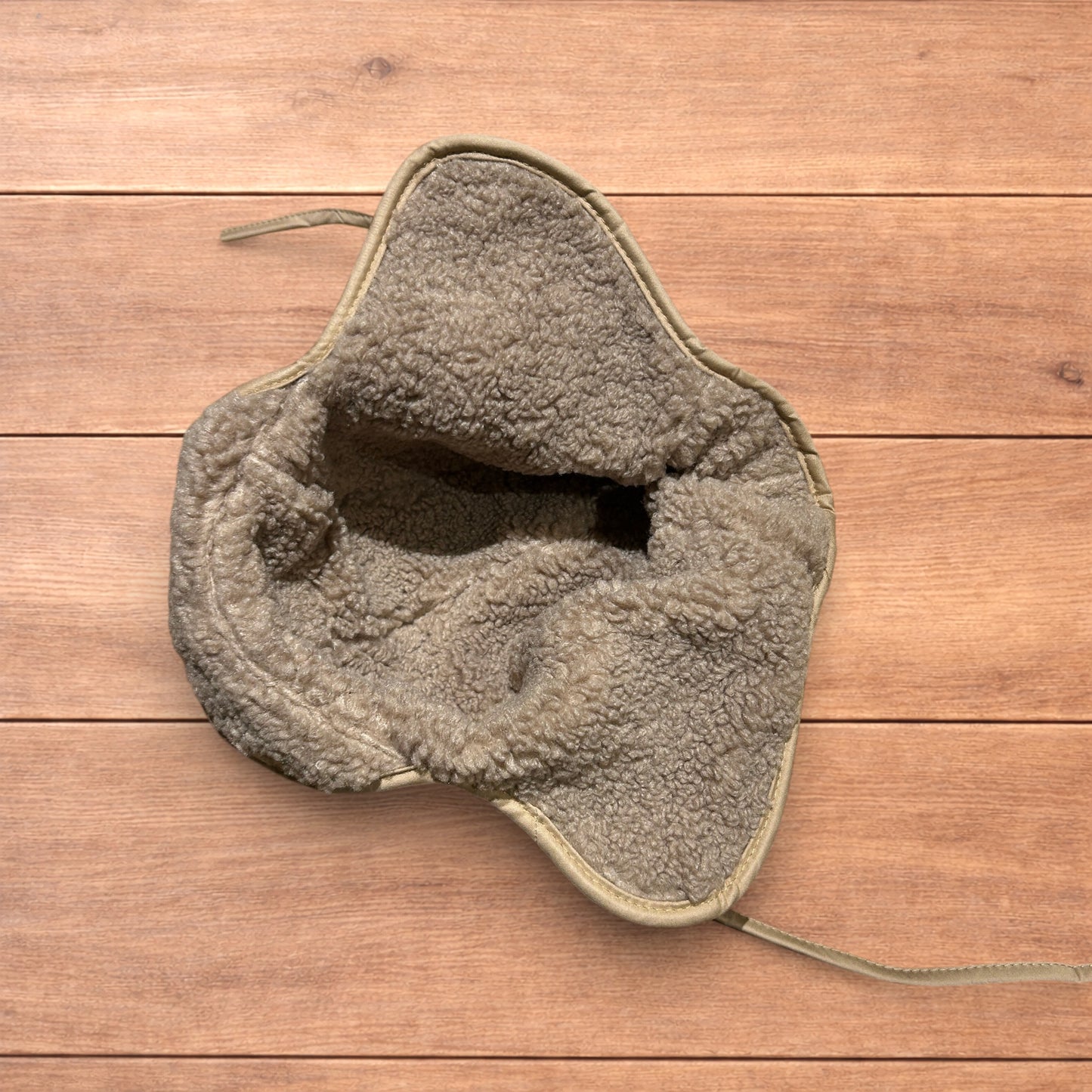 Insane Russian Trapper Korean padded fluffy hat cap in khaki/brown.