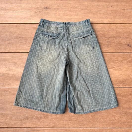 Super baggy wide leg striped denim shorts jorts in light blue.