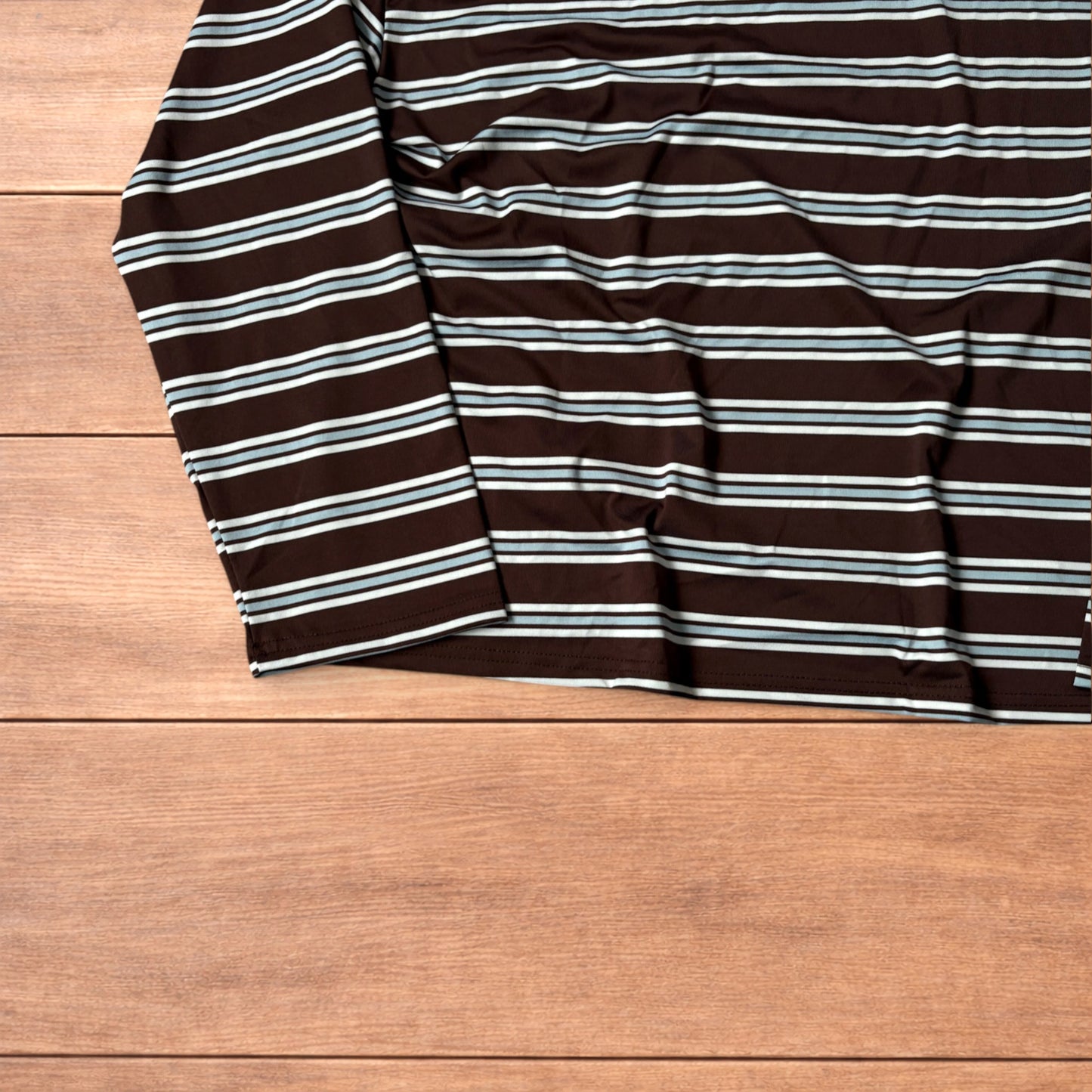 Relaxed fit striped long sleeve top tshirt in brown/blue.