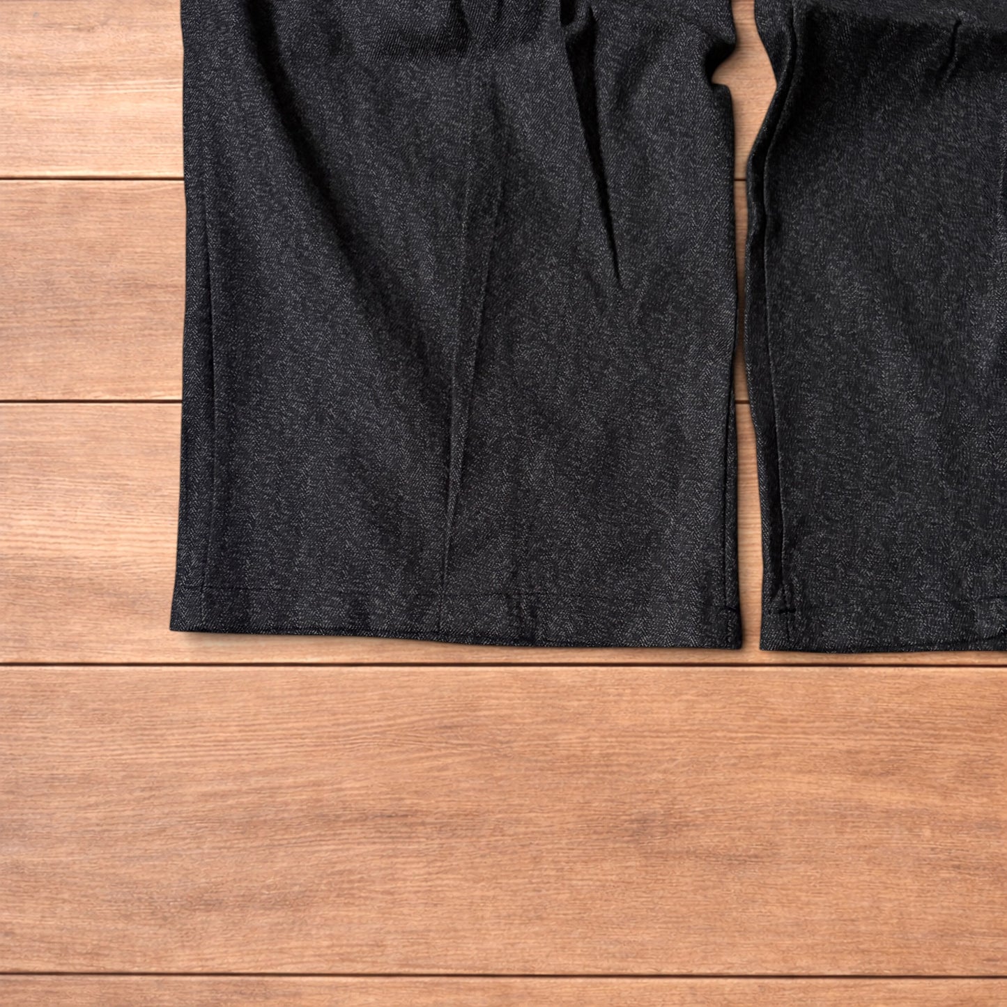 Vintage style baggy wide leg tailored wool trousers in brown.