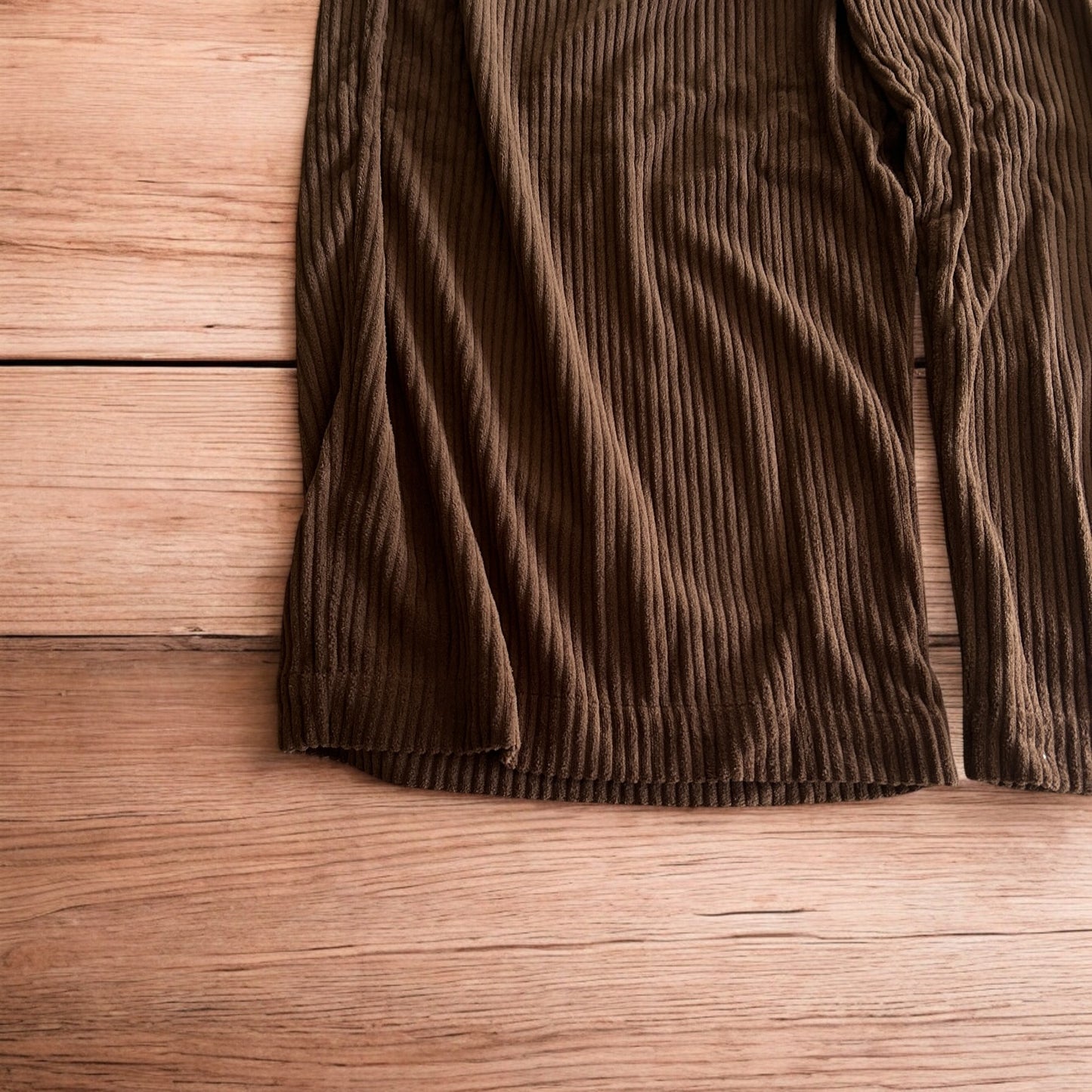 Super baggy wide leg relaxed fit corduroy trousers joggers in brown.