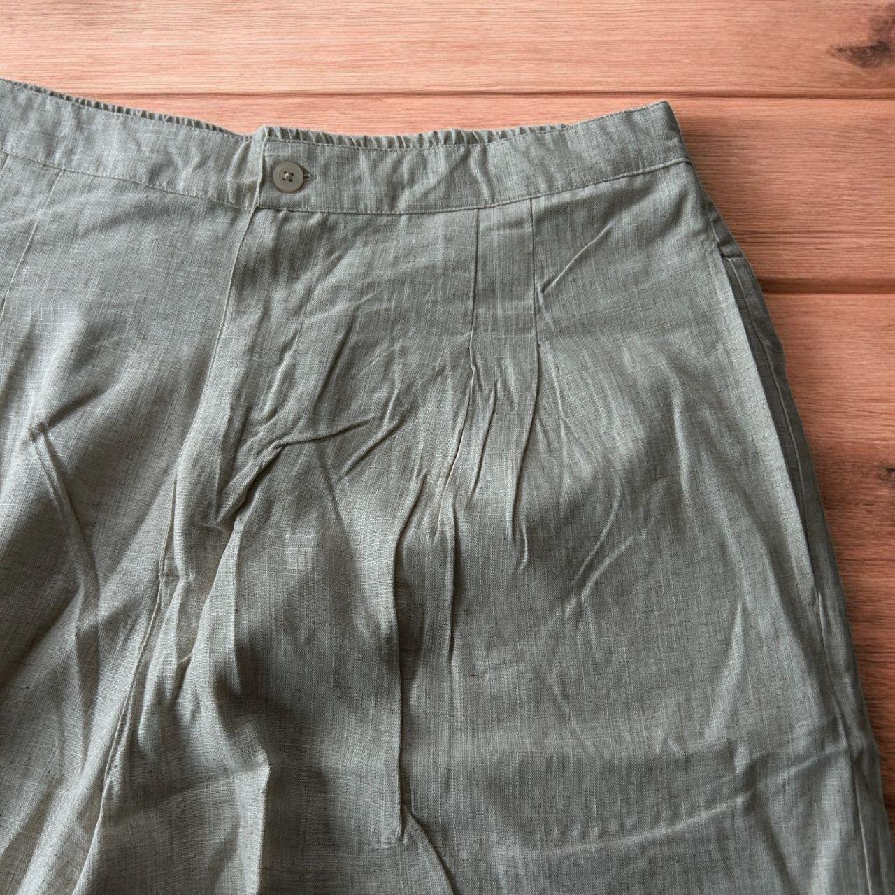 Super baggy wide leg linen shorts jorts in beige/cream.