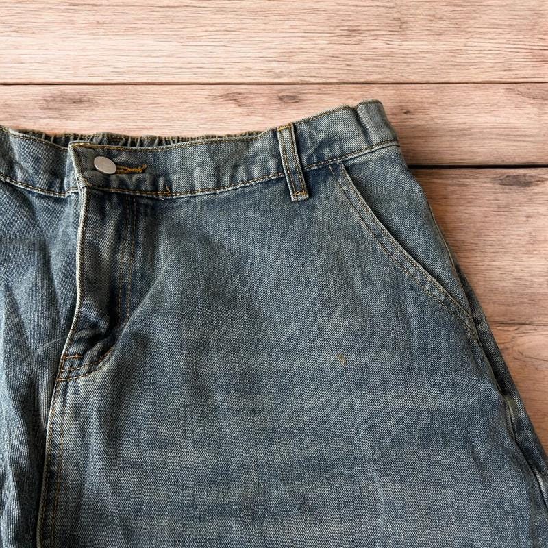 Incredible super baggy wide leg balloon fit jeans in mid blue wash.