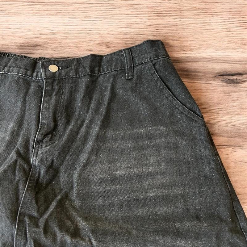 Incredible super baggy wide leg balloon fit jeans in washed black.