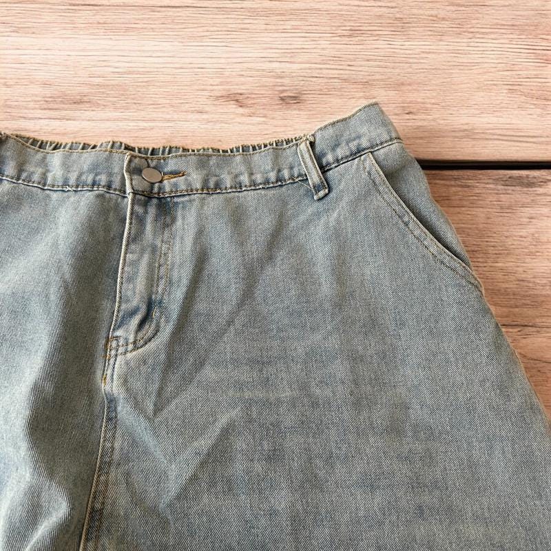 Incredible super baggy wide leg balloon fit jeans in light blue wash.
