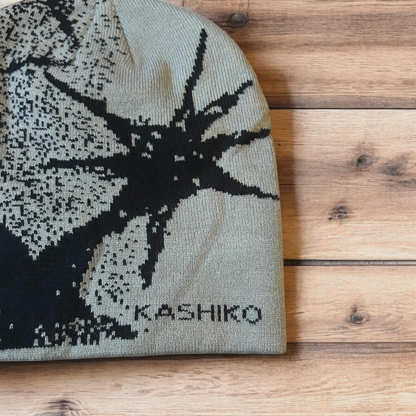 Cool Japanese vintage style beanie hat with graphic design in grey. One size.