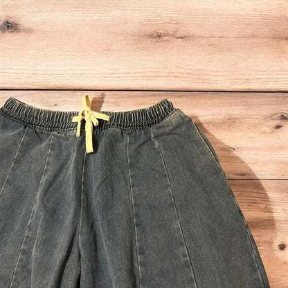 Incredible super baggy wide leg balloon fit jeans in washed mid blue.