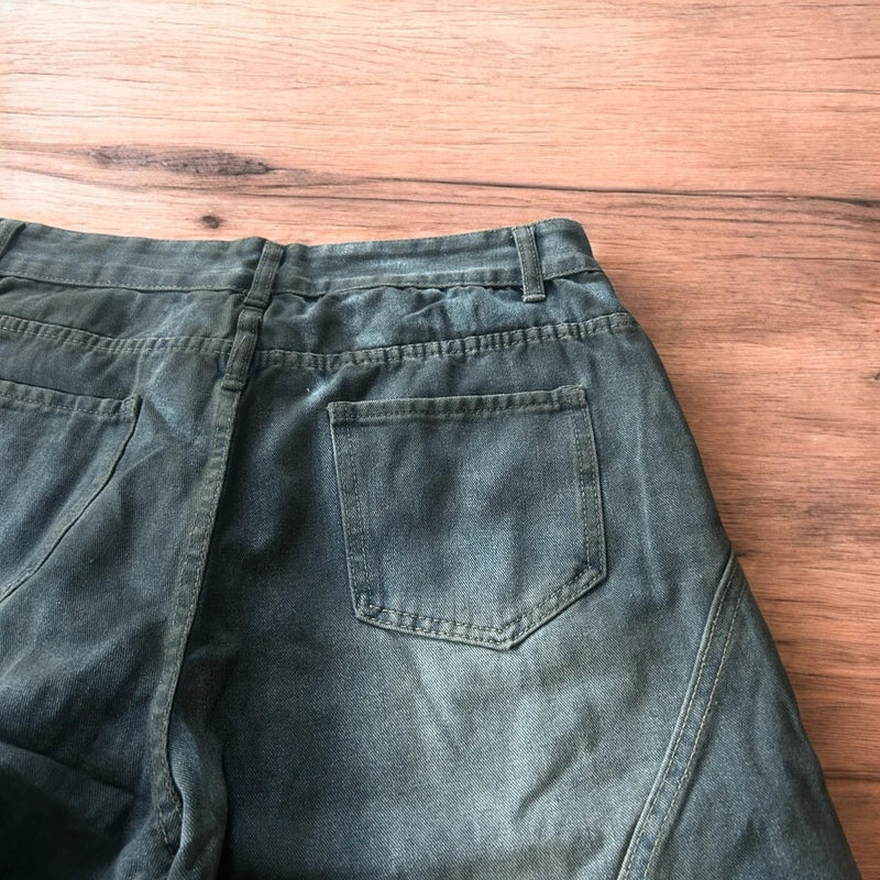 Super baggy vintage style wide leg skater fit jeans in faded washed dark blue/grey.