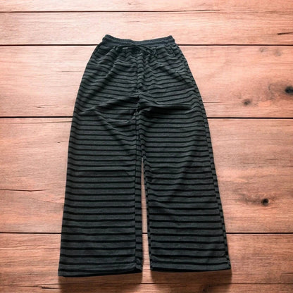 Lovely baggy straight leg striped lounge pants trousers in black/grey.