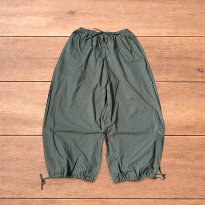 Baggy wide leg flight pants in khaki green.