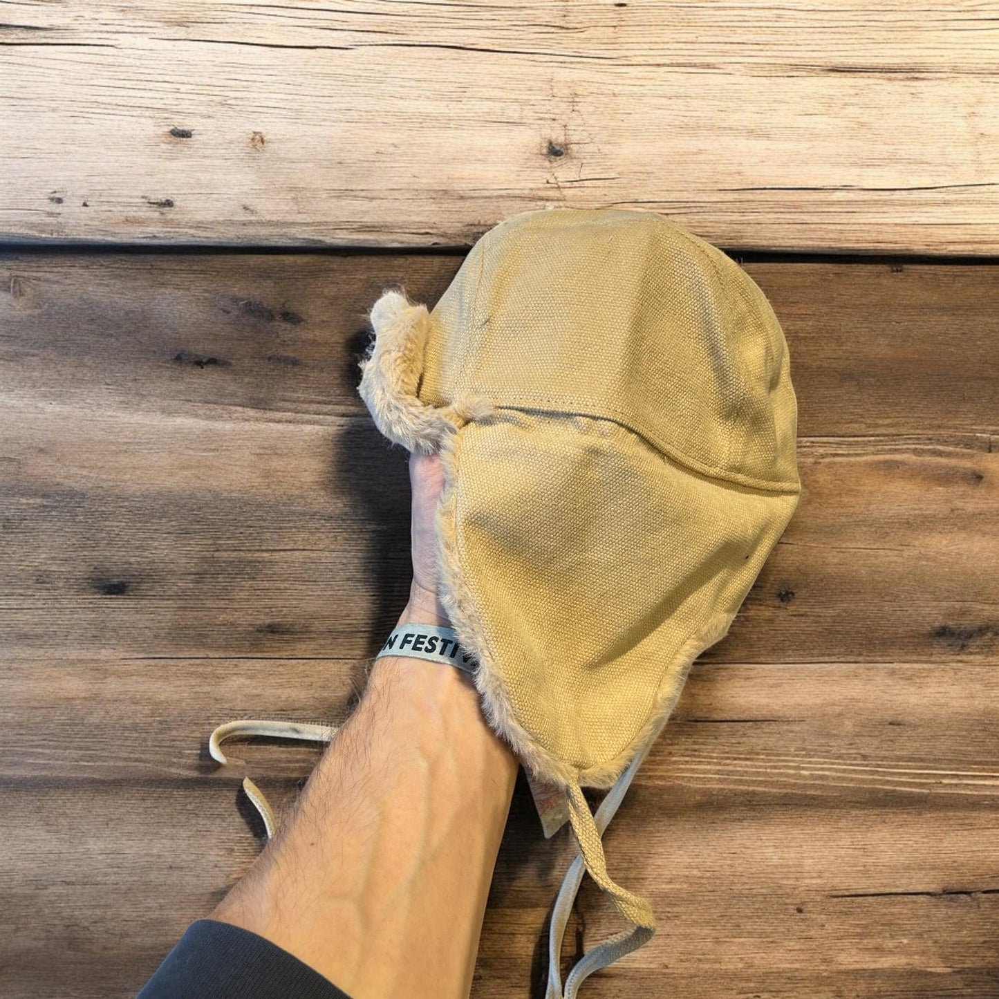 Russian ushanka trapper ear flap winter hat in cream/beige colour way. 55-59cm