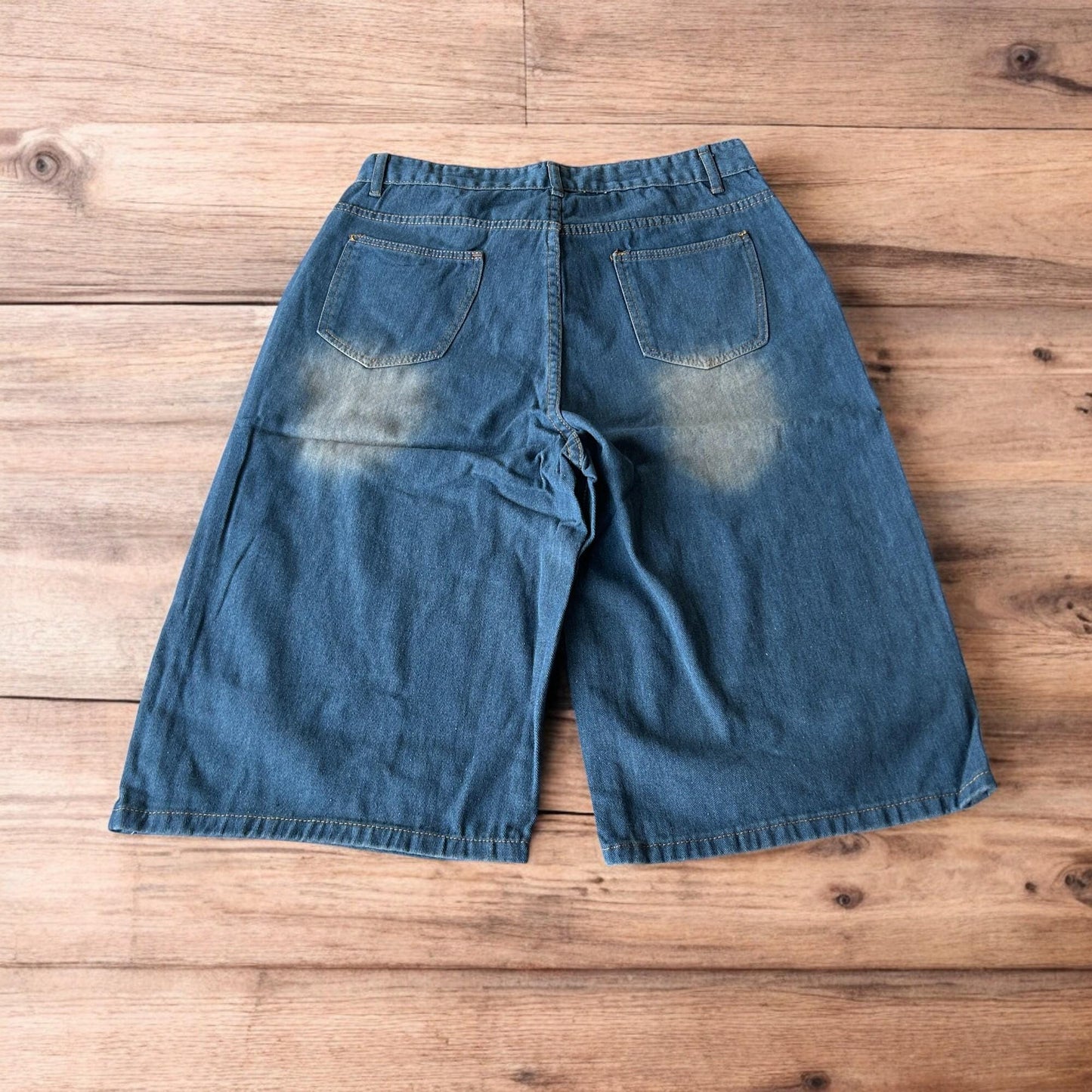 Incredible super baggy wide leg denim shorts jorts in dark blue wash.