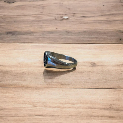Lovely vintage style stainless steel cupid angel heart signet ring in silver.