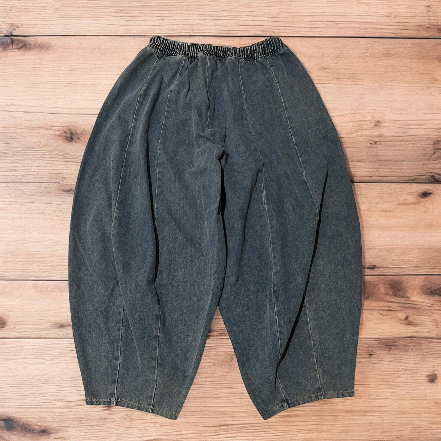 Incredible super baggy wide leg balloon fit jeans in washed mid blue.