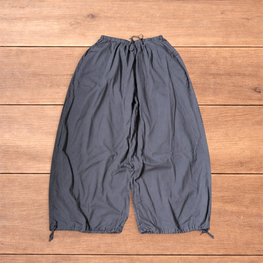 Baggy wide leg flight pants in grey.