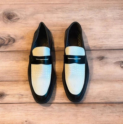 Lovely classic style loafers shoes in black and white design.
