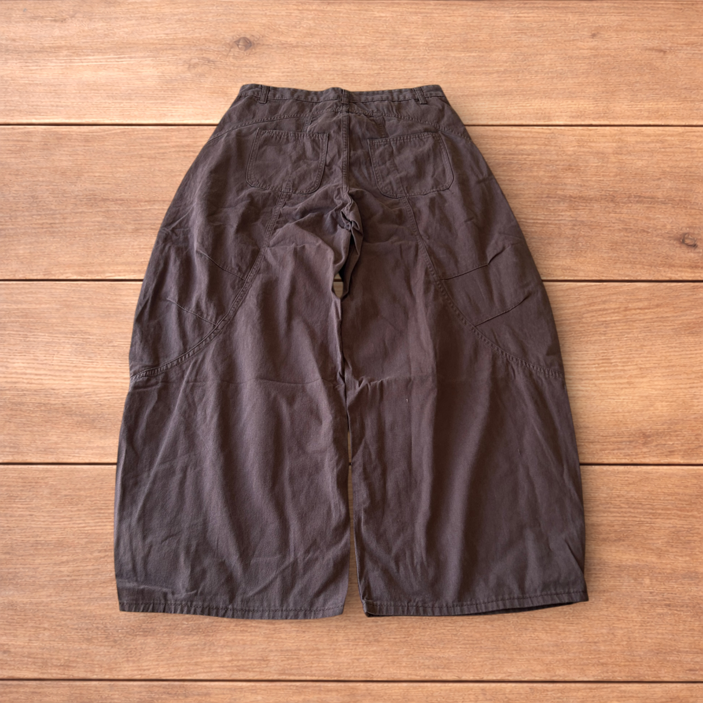 Vintage Military style baggy wide leg cargo trousers in brown.