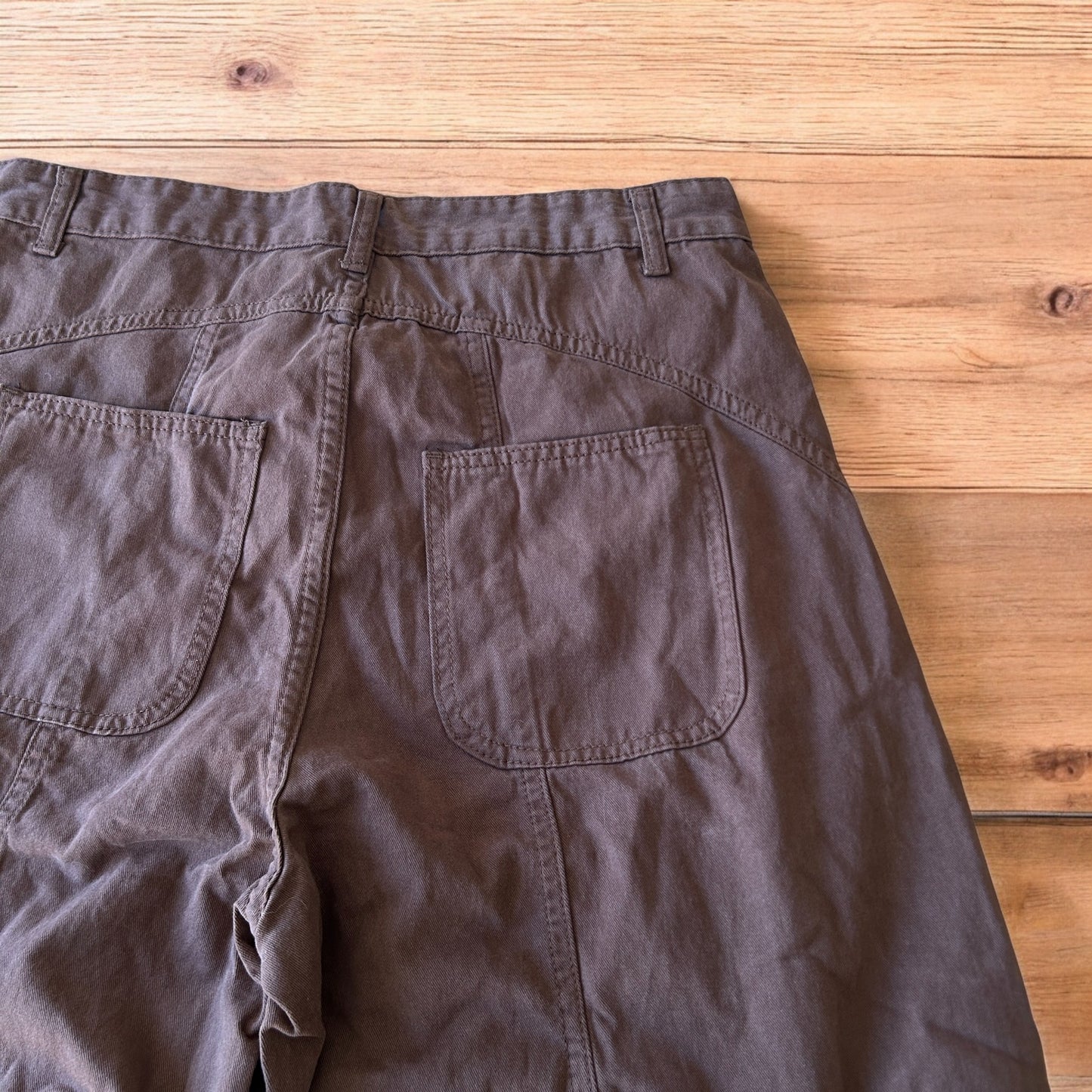 Vintage Military style baggy wide leg cargo trousers in brown.