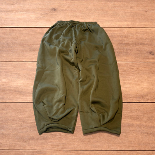 Lovely super baggy wide leg Japanese joggers in khaki green.