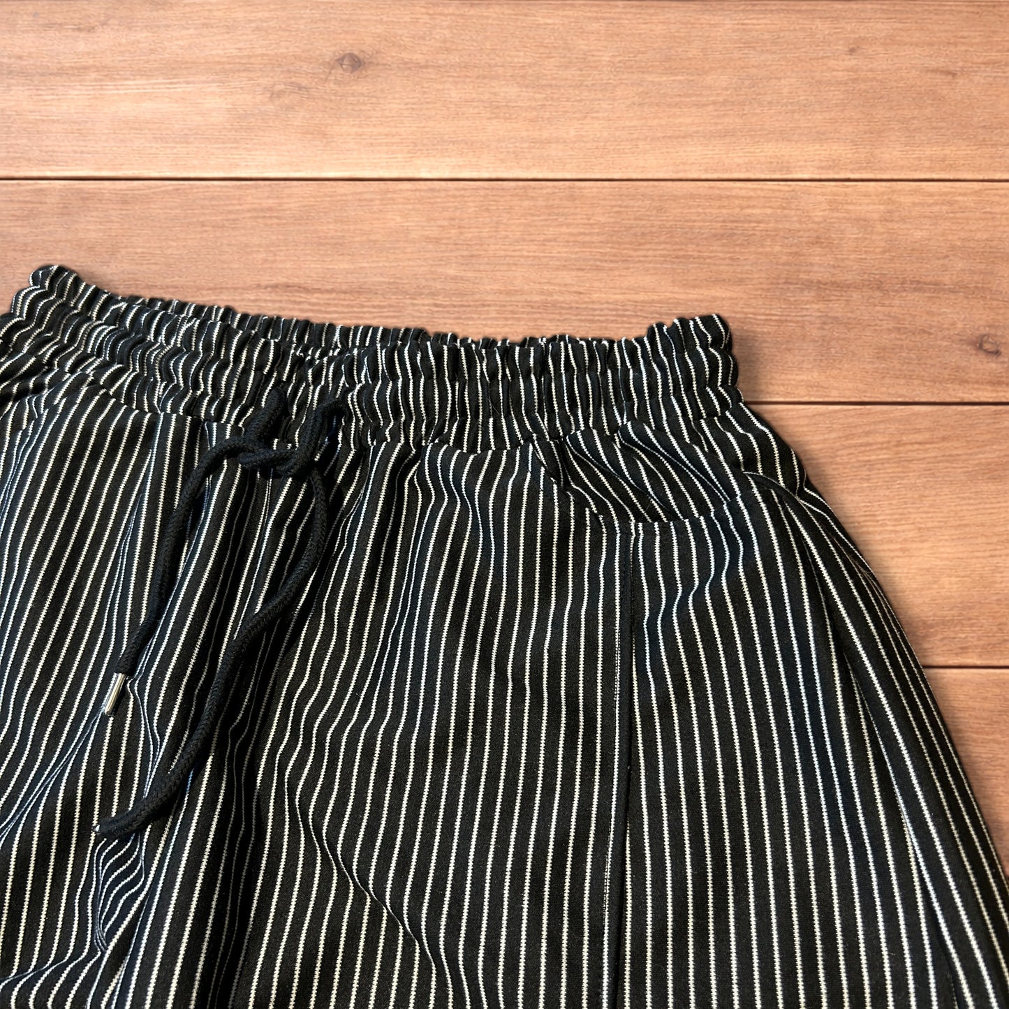 Super baggy wide leg pinstripe Korean joggers in black/white.