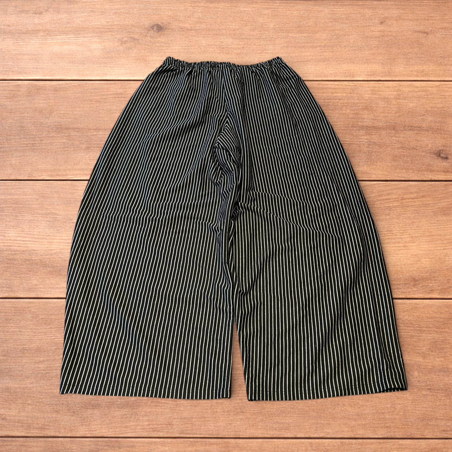 Super baggy wide leg pinstripe Korean joggers in black/white.