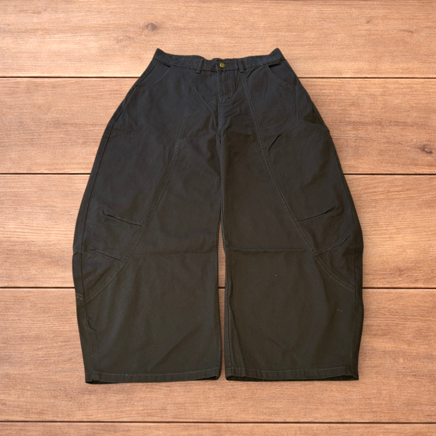 Vintage Military style baggy wide leg cargo trousers in grey.