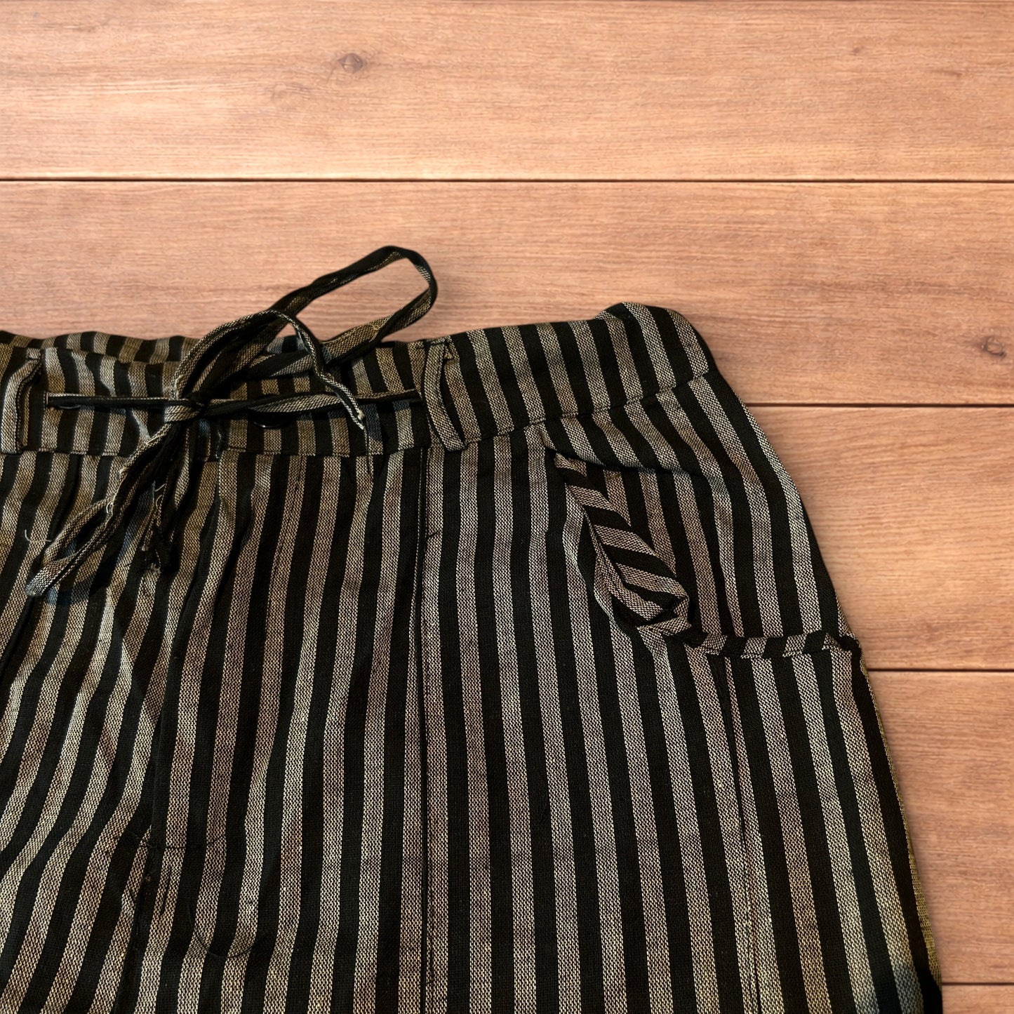 Vintage style baggy wide leg striped linen style trousers in black/grey.