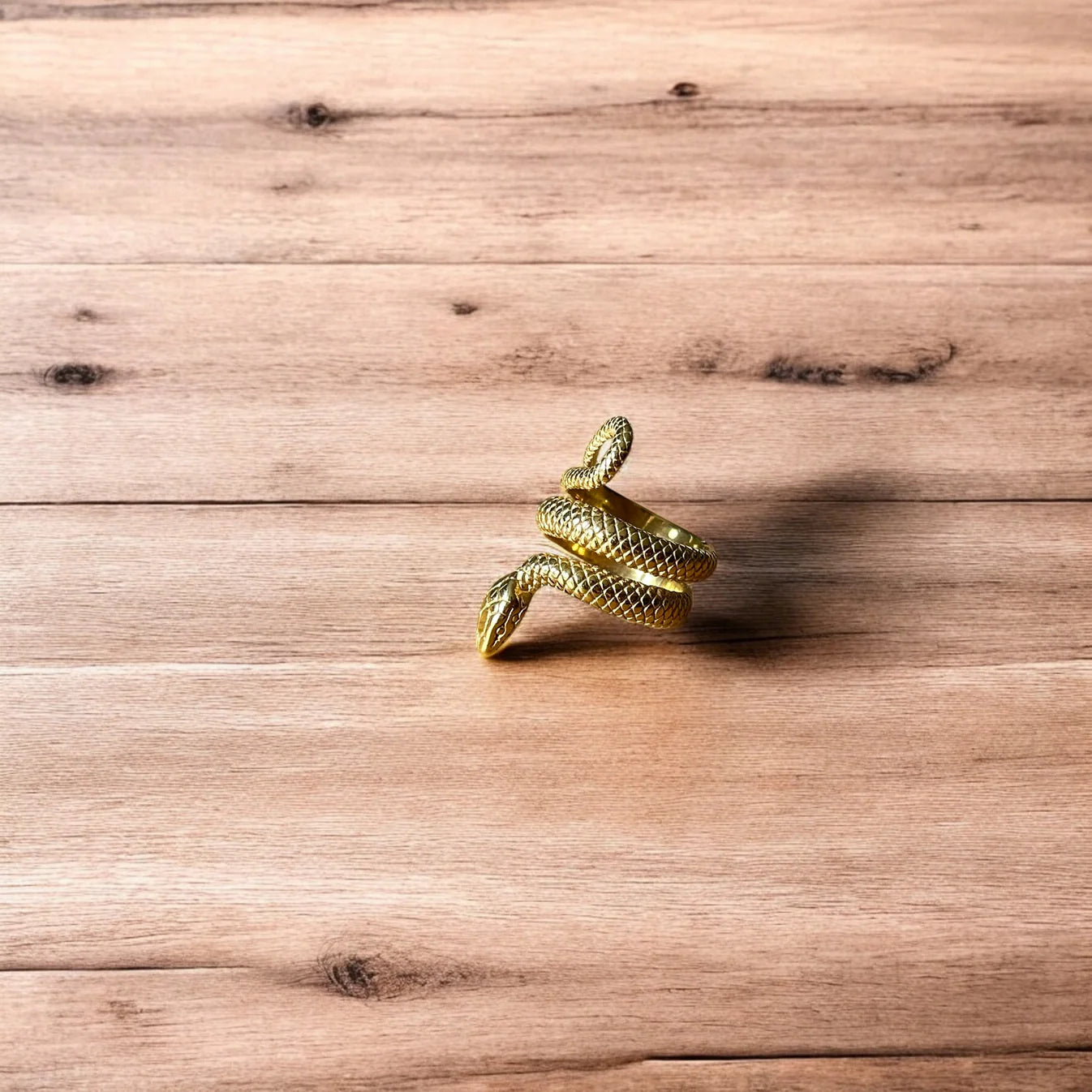 Lovely vintage style sterling silver snake ring in gold.