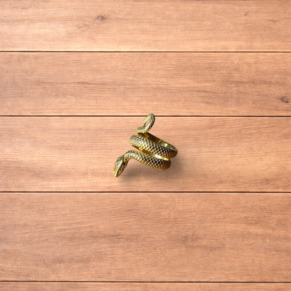 Lovely vintage style sterling silver snake ring in gold.