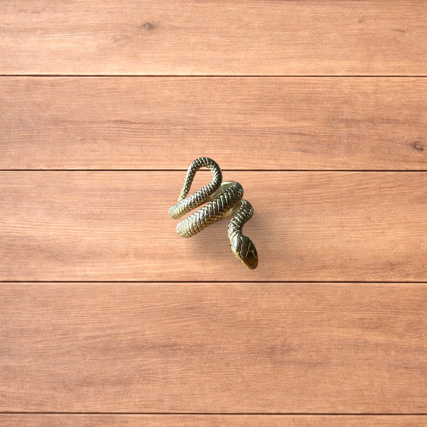 Lovely vintage style sterling silver snake ring in gold.