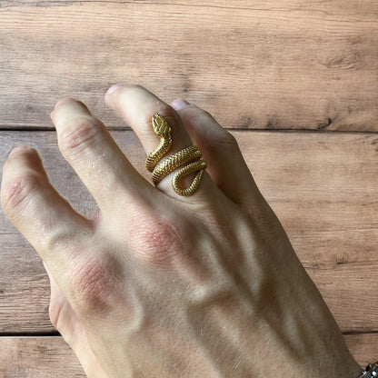 Lovely vintage style sterling silver snake ring in gold.