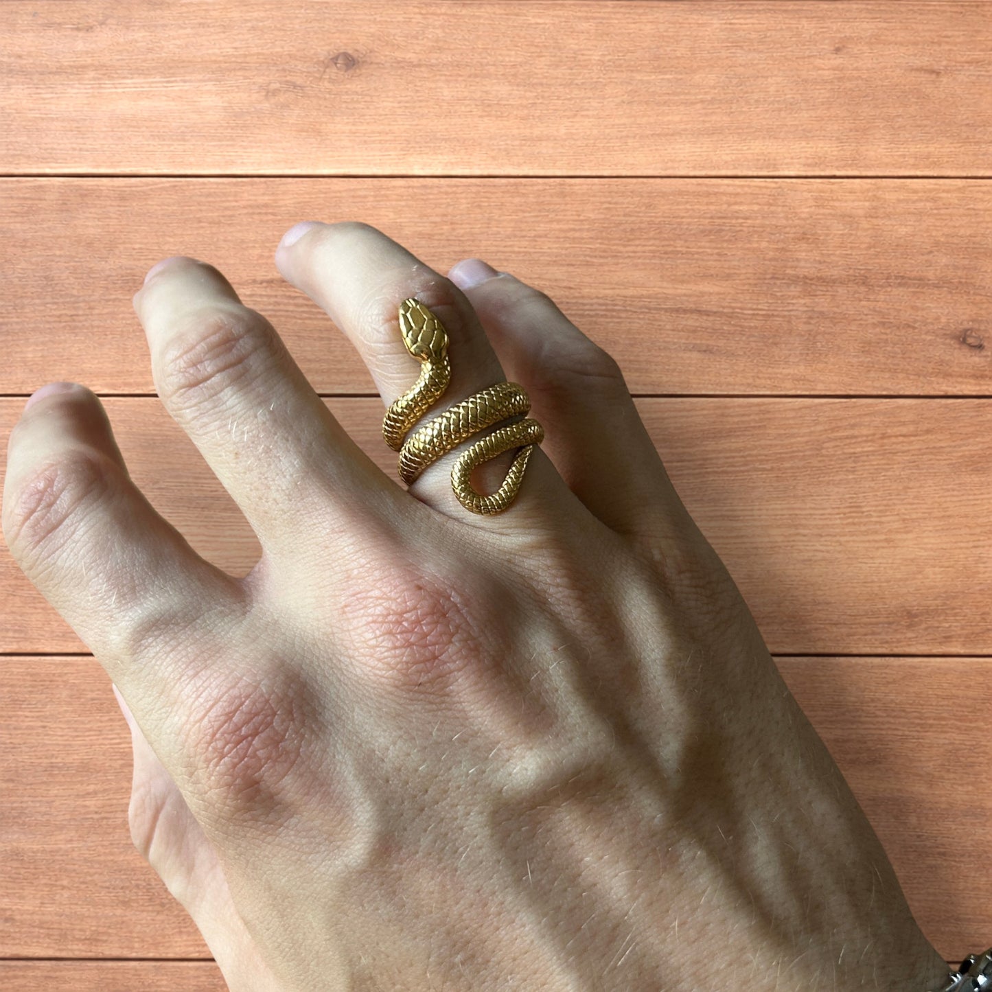 Lovely vintage style sterling silver snake ring in gold.