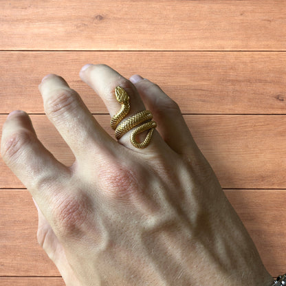 Lovely vintage style sterling silver snake ring in gold.