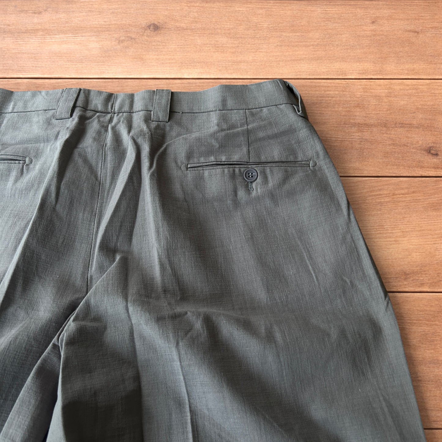 Incredible vintage style baggy wide leg tailored linen trousers in dark grey.