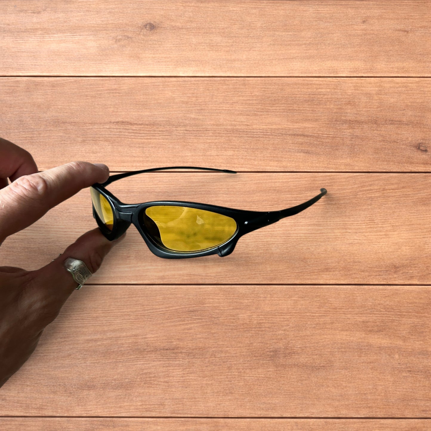 Insane polarised sunglasses in black with yellow lense.