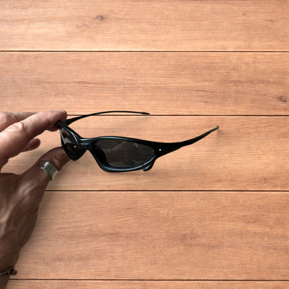 Insane polarised sunglasses in black with black lense.