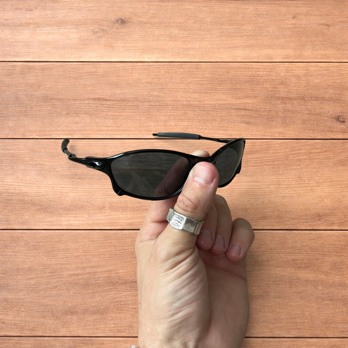 Insane metal frame sunglasses in black with black lense.