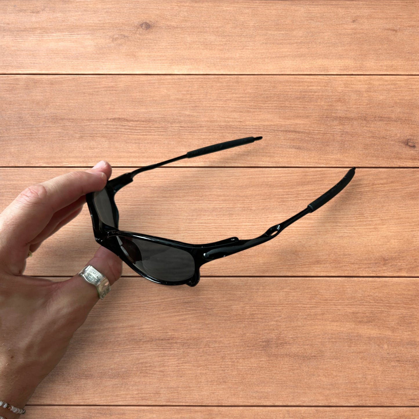 Insane metal frame sunglasses in black with black lense.