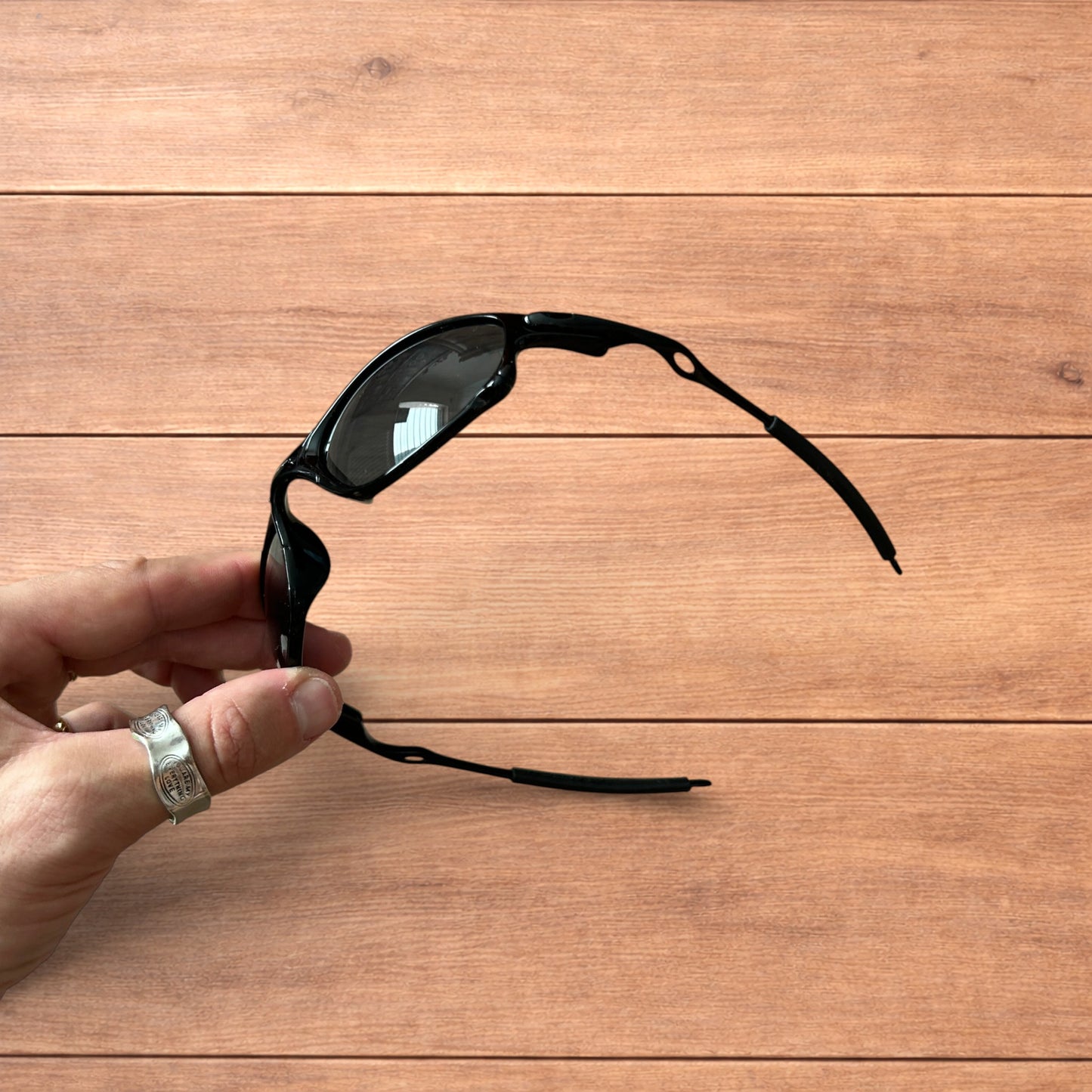 Insane metal frame sunglasses in black with black lense.